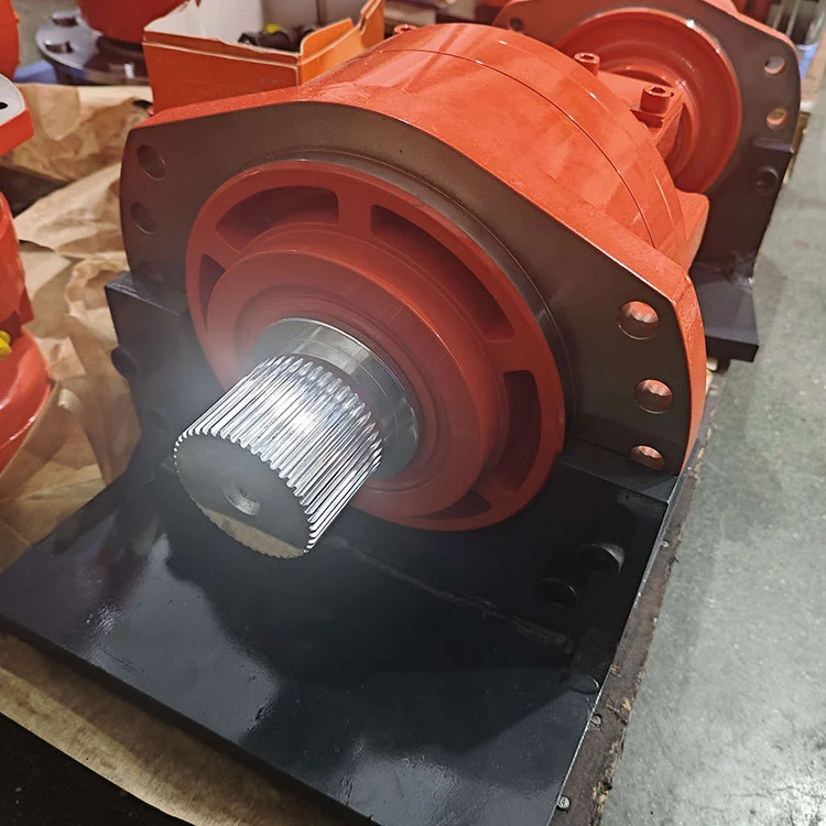 Are hydraulic motors better than electric motors?